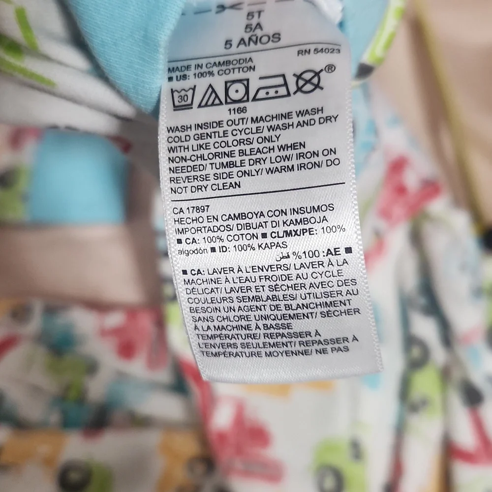 NWT Old Navy Pajama Onesie Construction Vehicle Print Size 5T